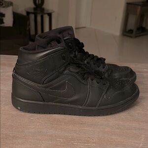 Air Jordan 1 Mid ‘Triple Black’ Size 9.5 Men No Box